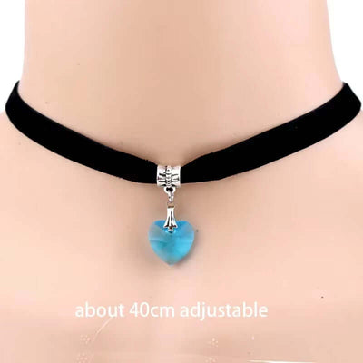 Retro Vintage Gothic Chocker Harajuku Love Heart Chokers Goth Black Velvet Heart Crystal Pendant Choker Necklace